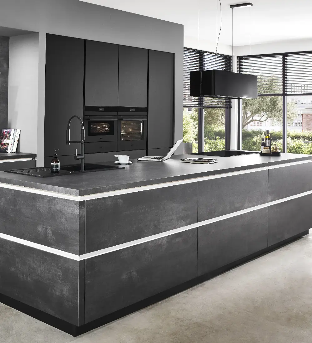 A clean and fresh looking modern kitchen A clean and fresh looking modern kitchen